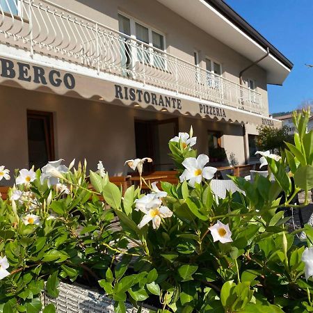 Hotel Riviera Magnano in Riviera Luaran gambar